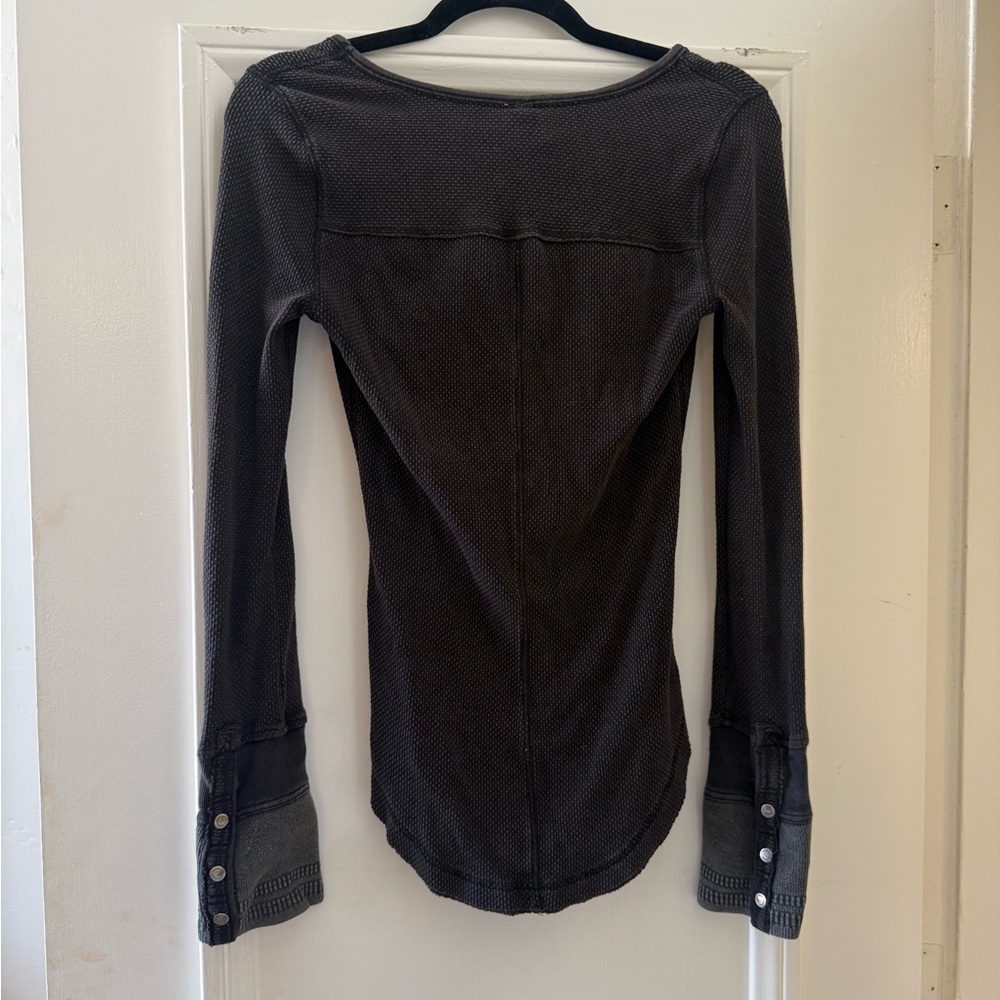 We The Free Charcoal Gray Waffle Long Sleeve Scoop Top - Picture 3 of 5